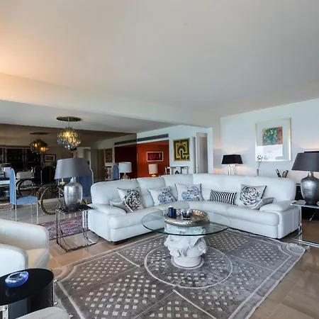 Palais D'orsay 3 Bedrooms Apartment *