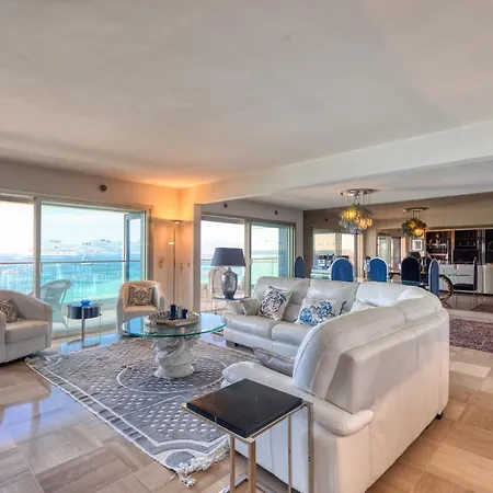 Palais D'orsay 3 Bedrooms Apartment *